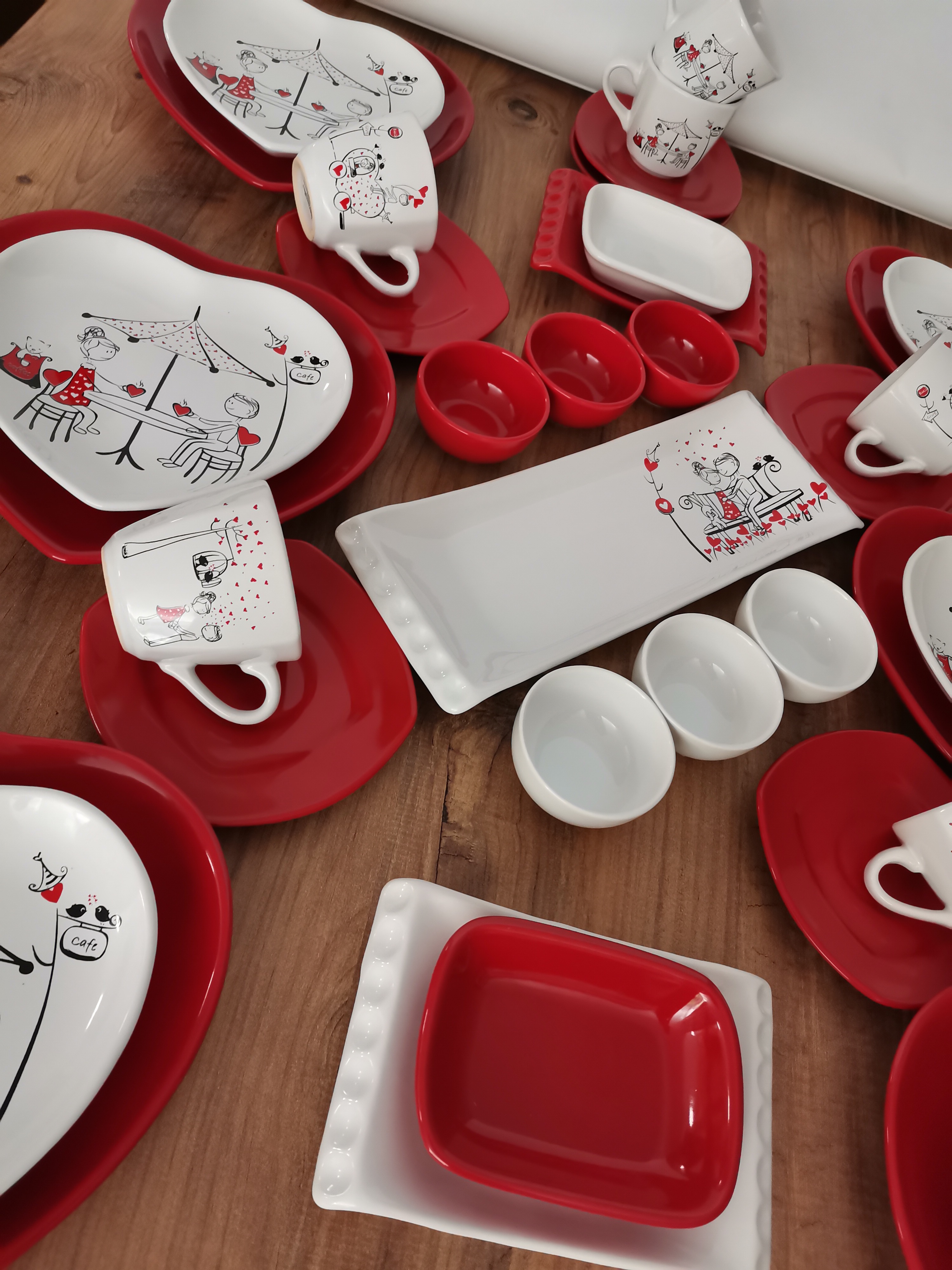 Keramika Takım Kahvaltı 35 Parça 6 Kişilik Kırmızı Kalp Peri Masalı